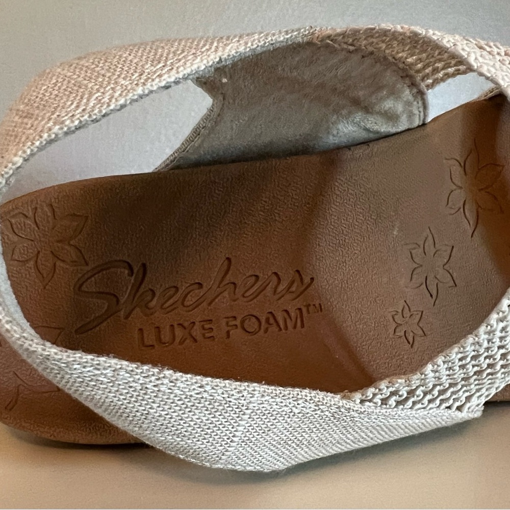 Skechers Beige and Brown Sandals - Picture 7 of 7